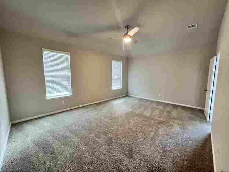 Single family home with 3 bedrooms