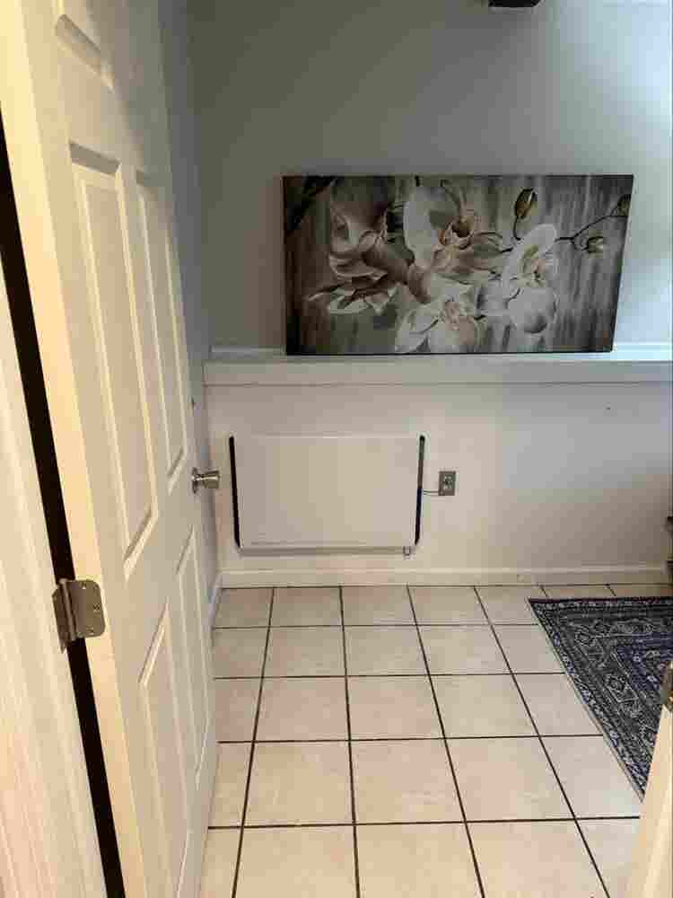 Professional Wanted for Room Rental