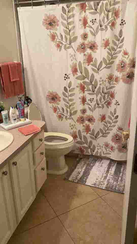 Room for rent in private home