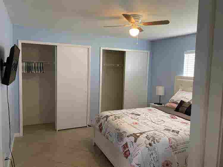 Room for rent in private home