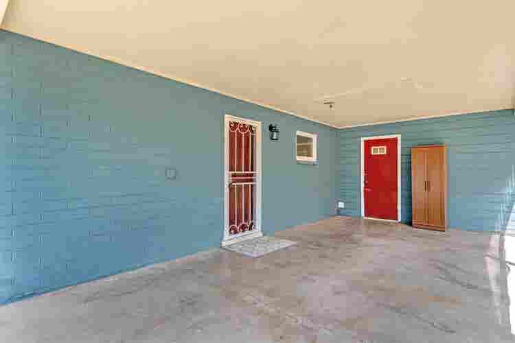 3 BEDROOM PLUS STUDIO IN TEMPE, AZ
