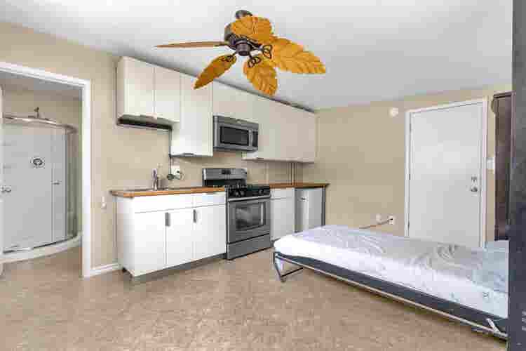 3 BEDROOM PLUS STUDIO IN TEMPE, AZ