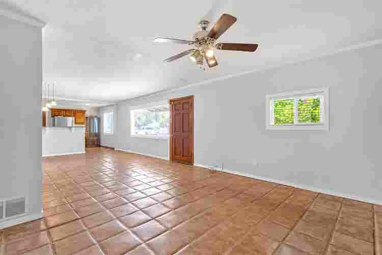 3 BEDROOM PLUS STUDIO IN TEMPE, AZ