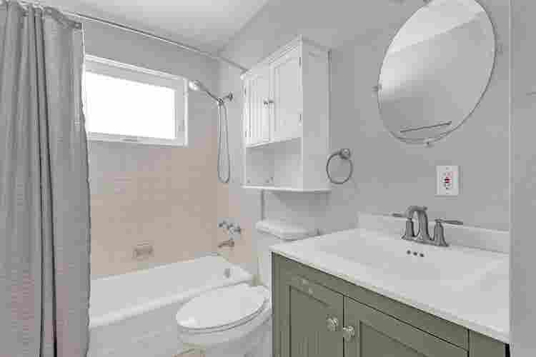3 BEDROOM PLUS STUDIO IN TEMPE, AZ