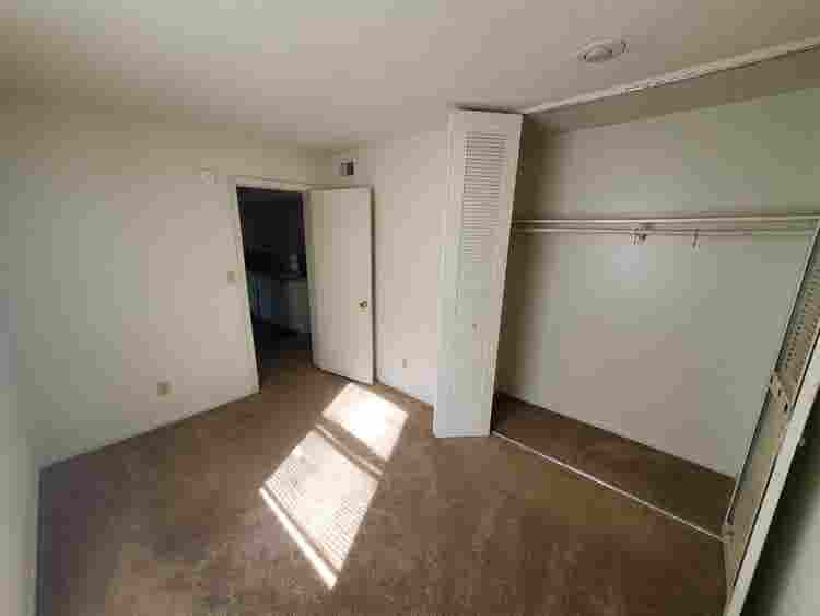 Room for rent th and Metcalf