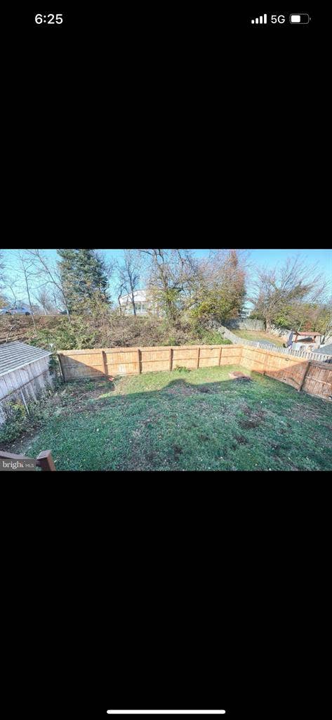 Looking for a Roomate