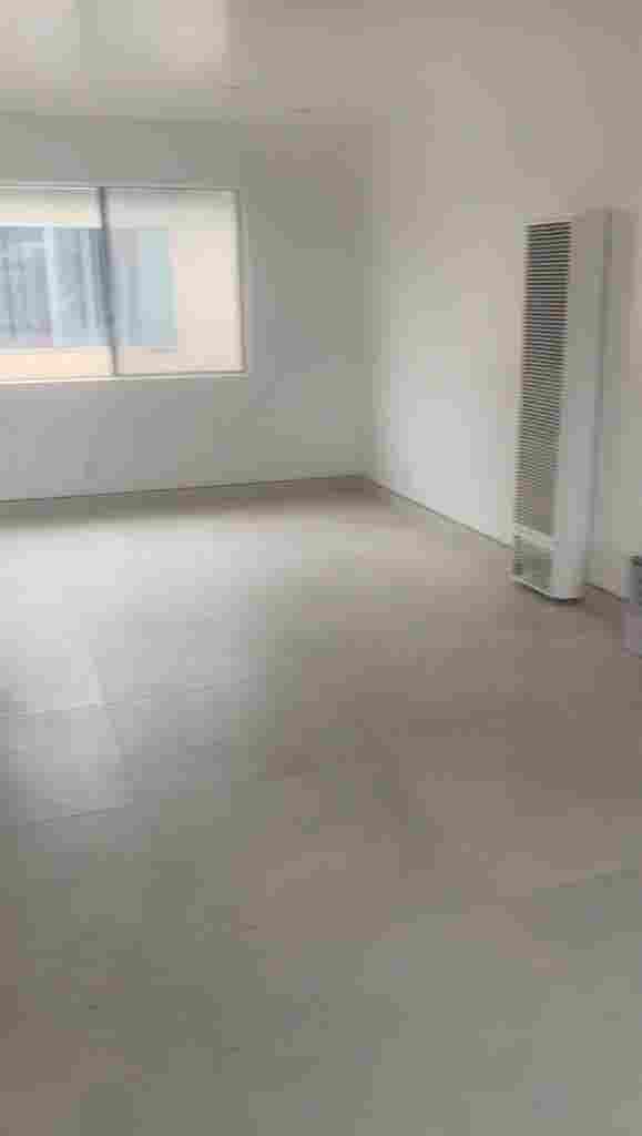 Spacious room for rent!