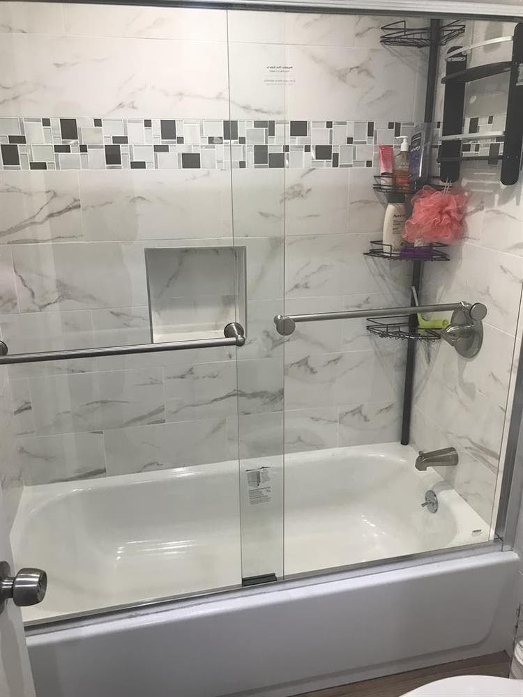 2 Bedroom 1Spacious Room Available
