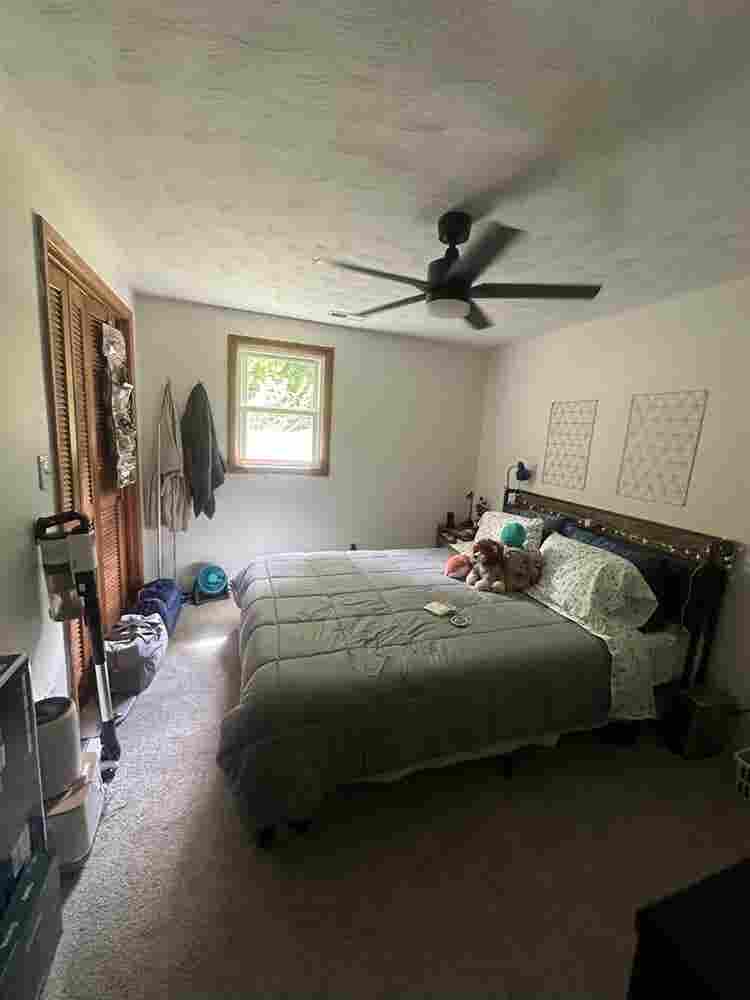 Looking for roommates