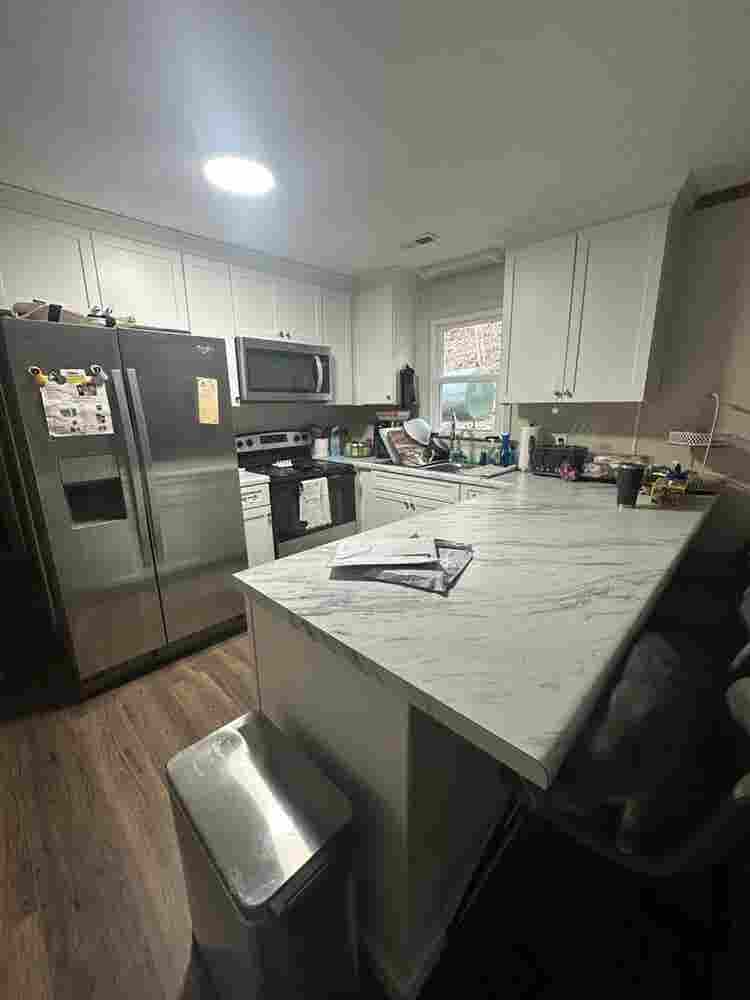 Looking for roommates