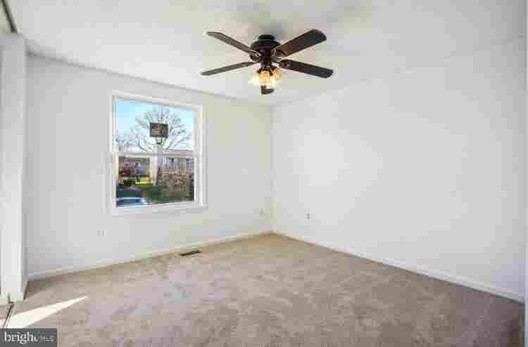 3 rooms for rent