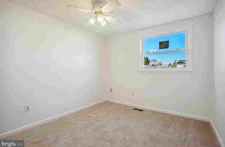 3 rooms for rent