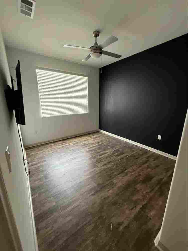 Luxury Private bth for rent