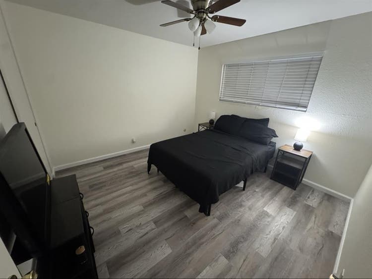North Park Room available