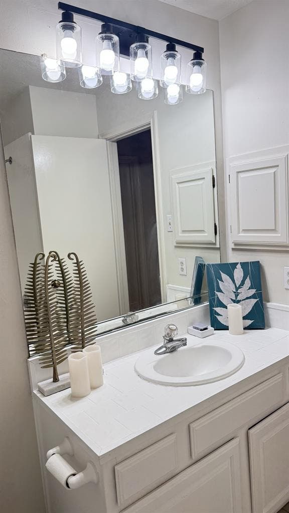 Charming Home for Rent in Sugarland