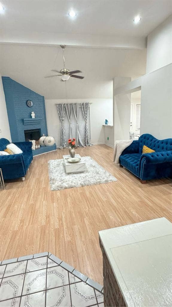 Charming Home for Rent in Sugarland