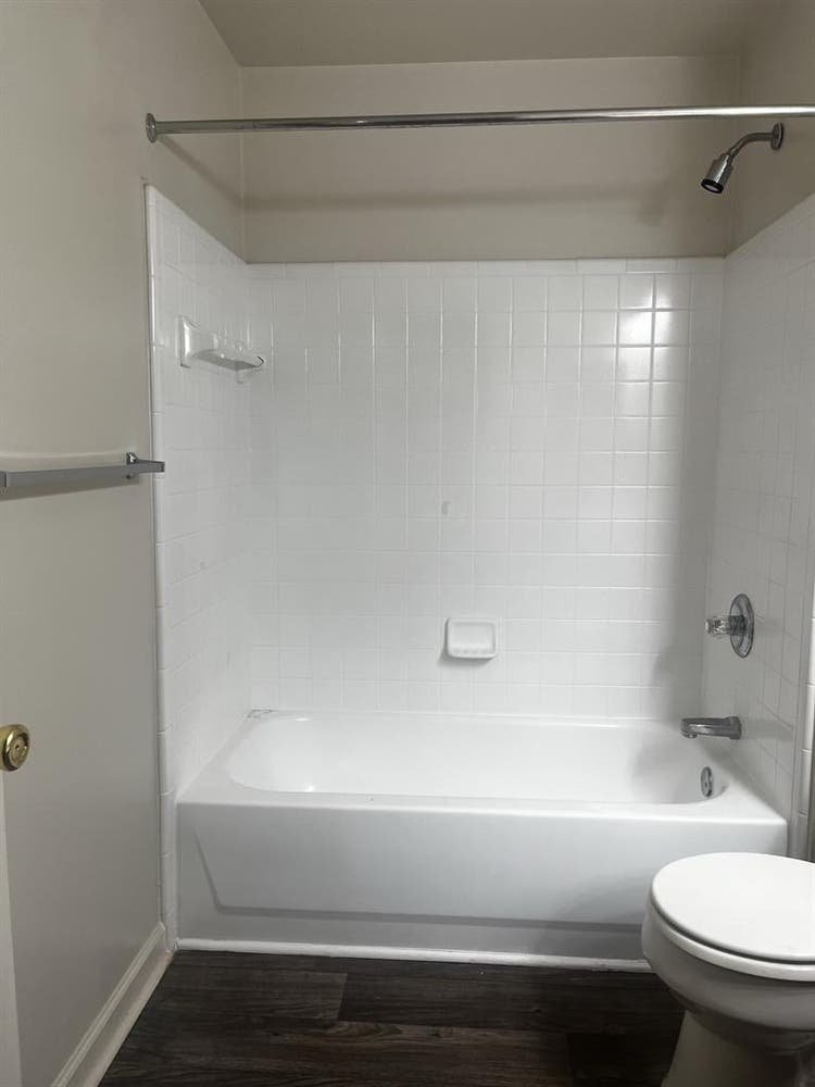 ROOM 4 RENT