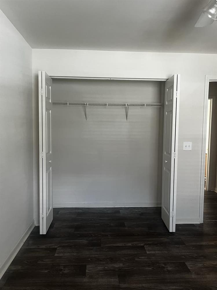 ROOM 4 RENT