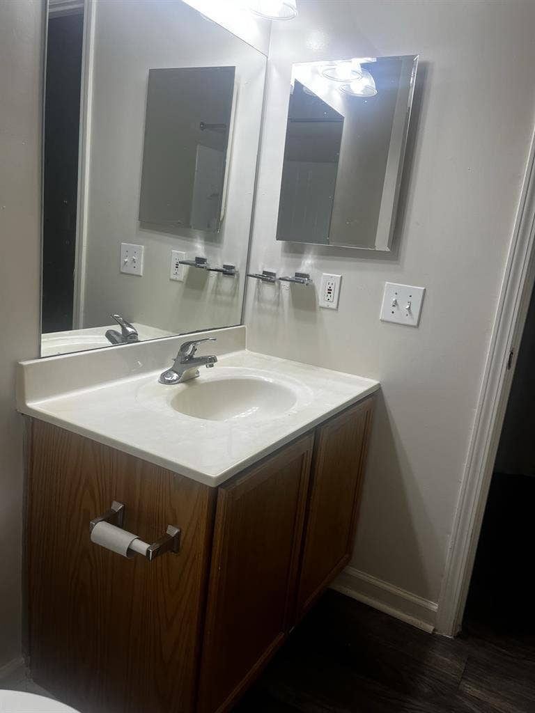 ROOM 4 RENT