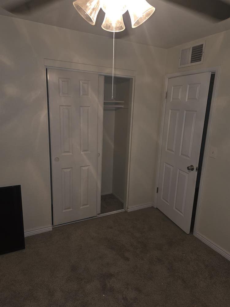 Unfurnished w/bath, util. included