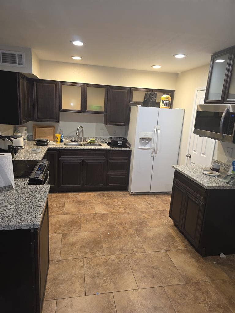 Unfurnished w/bath, util. included