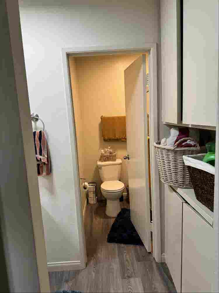 ROOMMATE NEEDED IN INGLEWOOD
