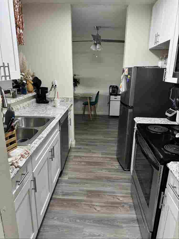 ROOMMATE NEEDED IN INGLEWOOD
