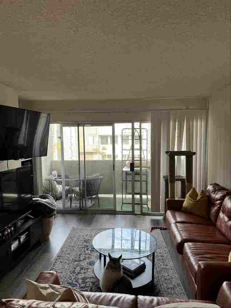 ROOMMATE NEEDED IN INGLEWOOD