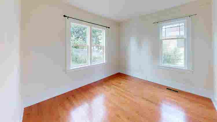 1 BR in Seattle