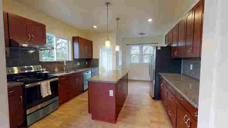 1 BR in Seattle