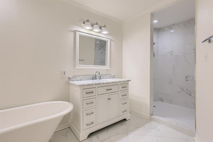 4 BR in San Antonio