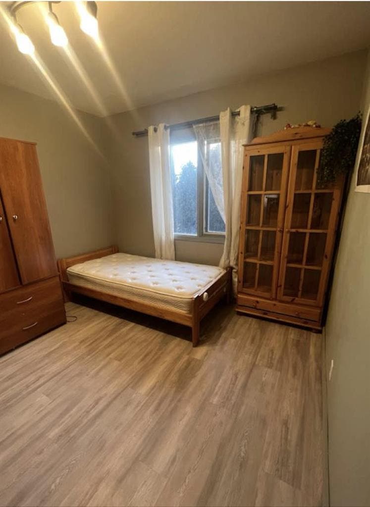 Room for rent