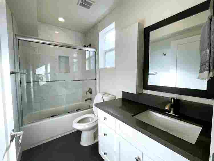 Private Rm/Ensuite Ba - Coliving