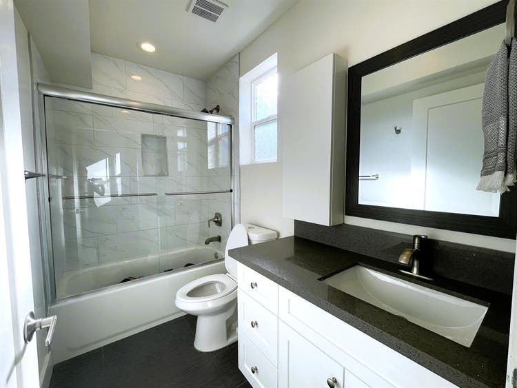 Private Rm/Ensuite Ba - Coliving