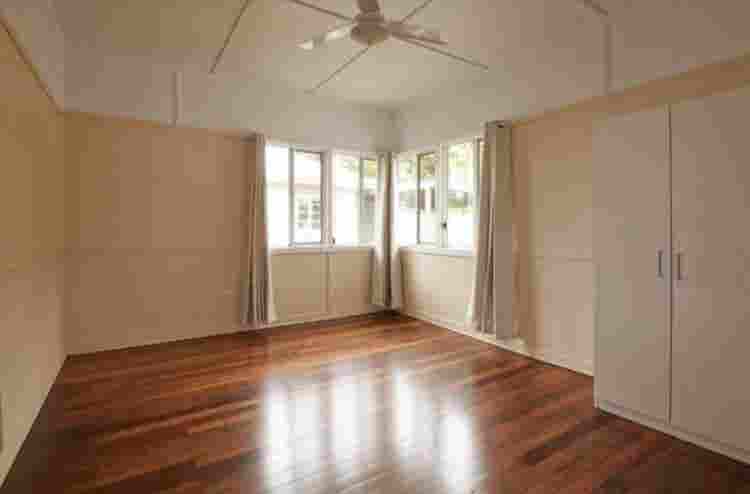 🍃Room Available