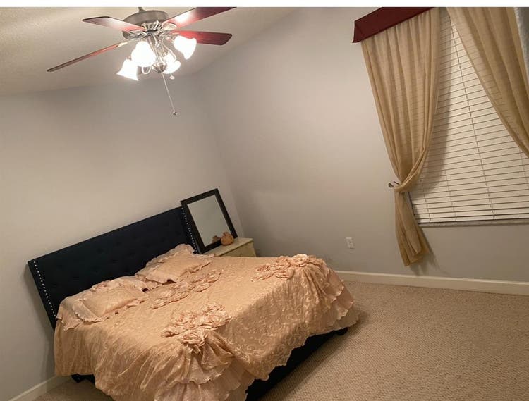Rooms for rent