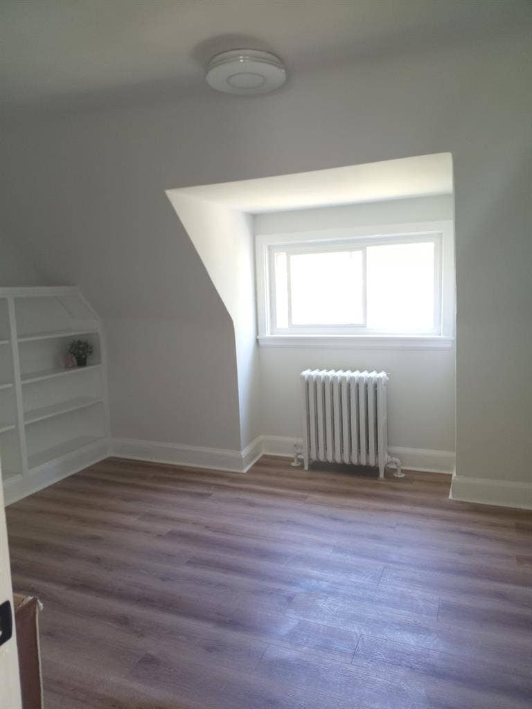 FULLY RENOVATED INCLUDES UTILITIES