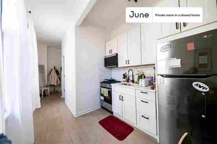 2 BR in New York City