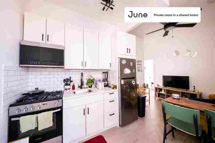 2 BR in New York City