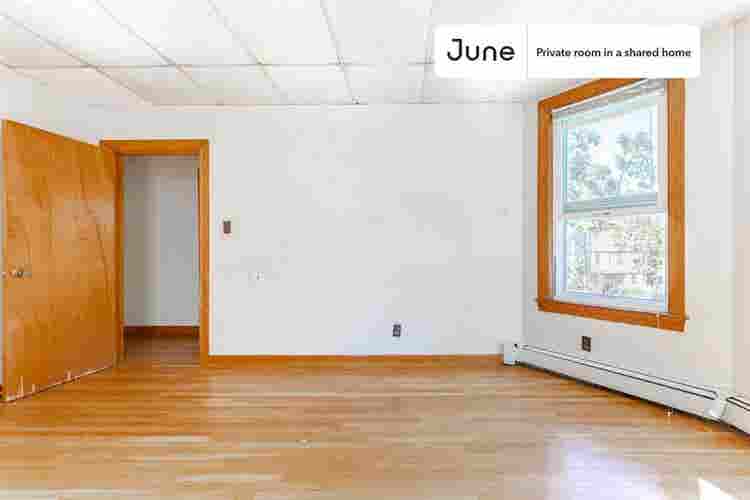 5 BR in Boston
