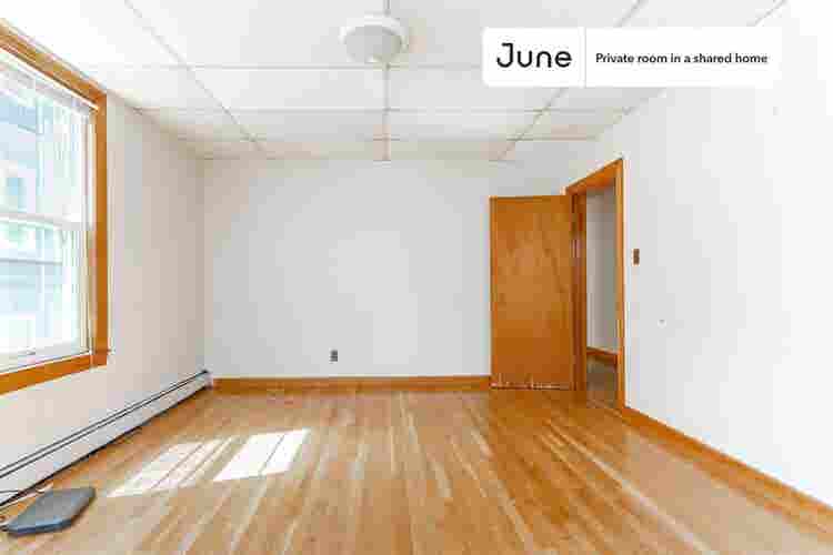 5 BR in Boston