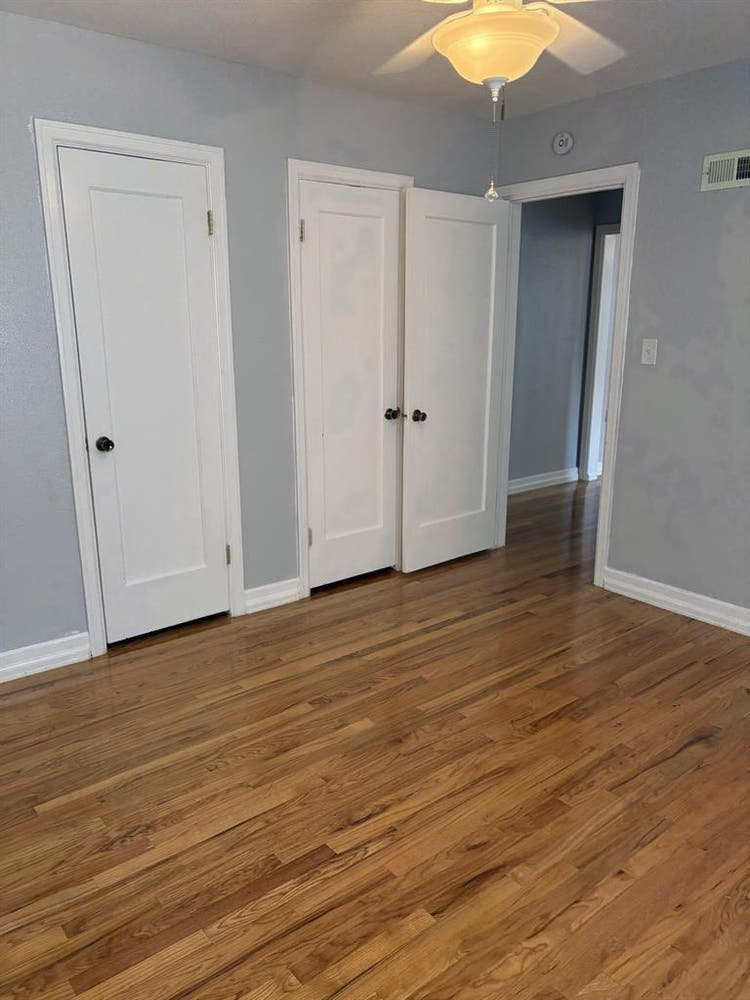 CHARMING AVENUES HOME