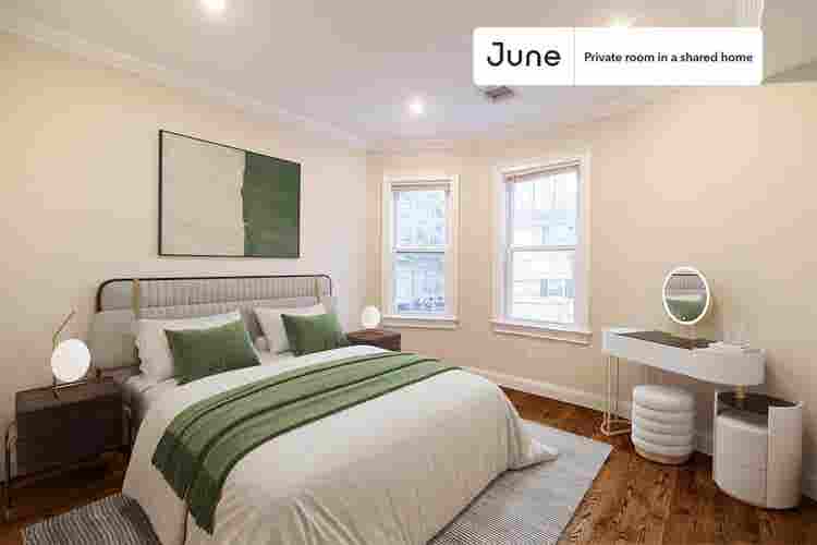 4 BR in Boston