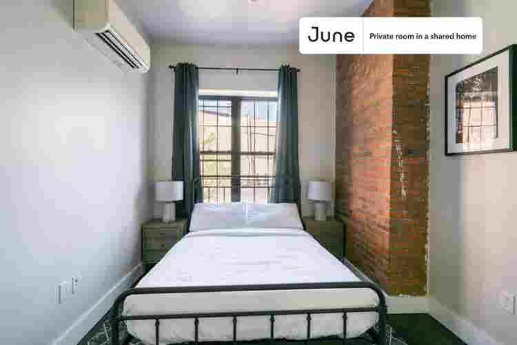 4 BR in New York City