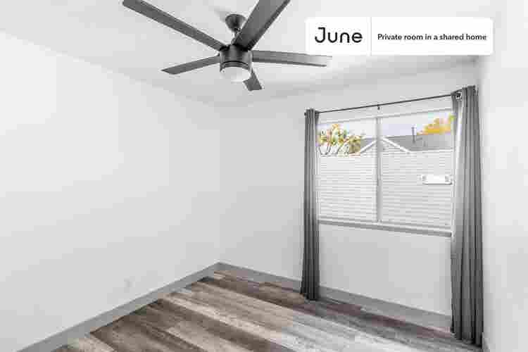 3 BR in Los Angeles