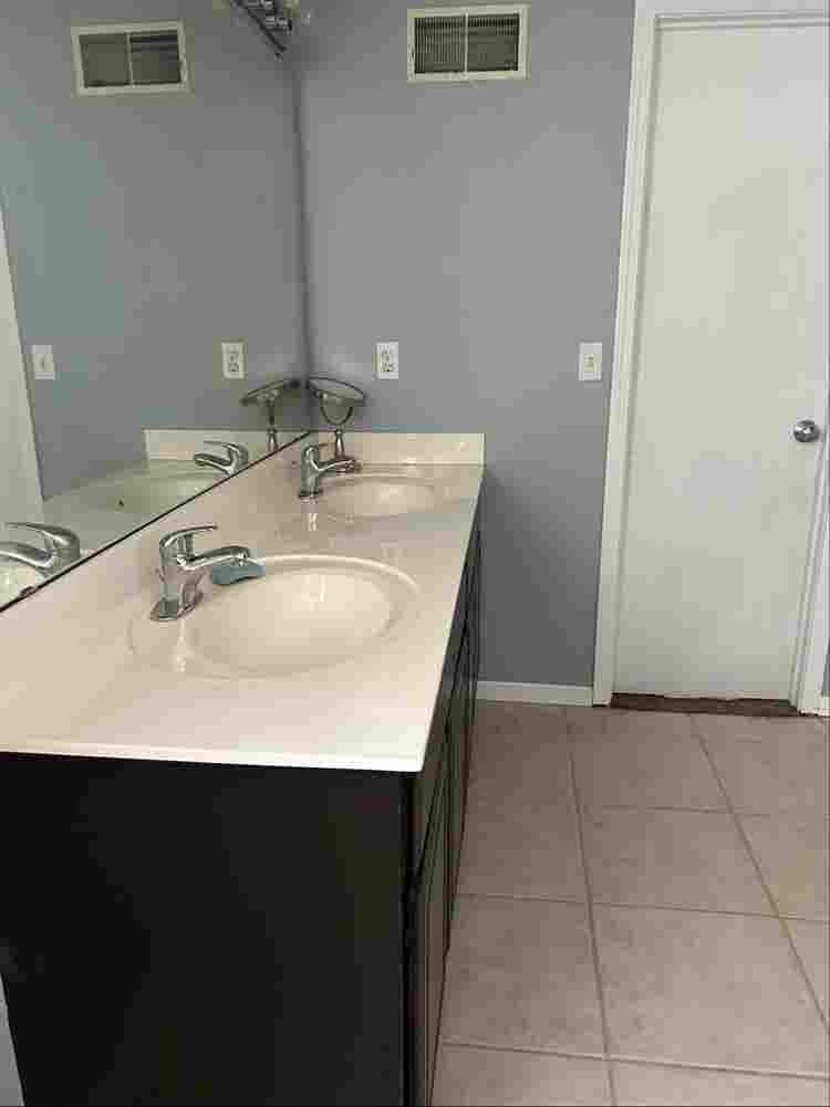 Townhouse with room for rent!