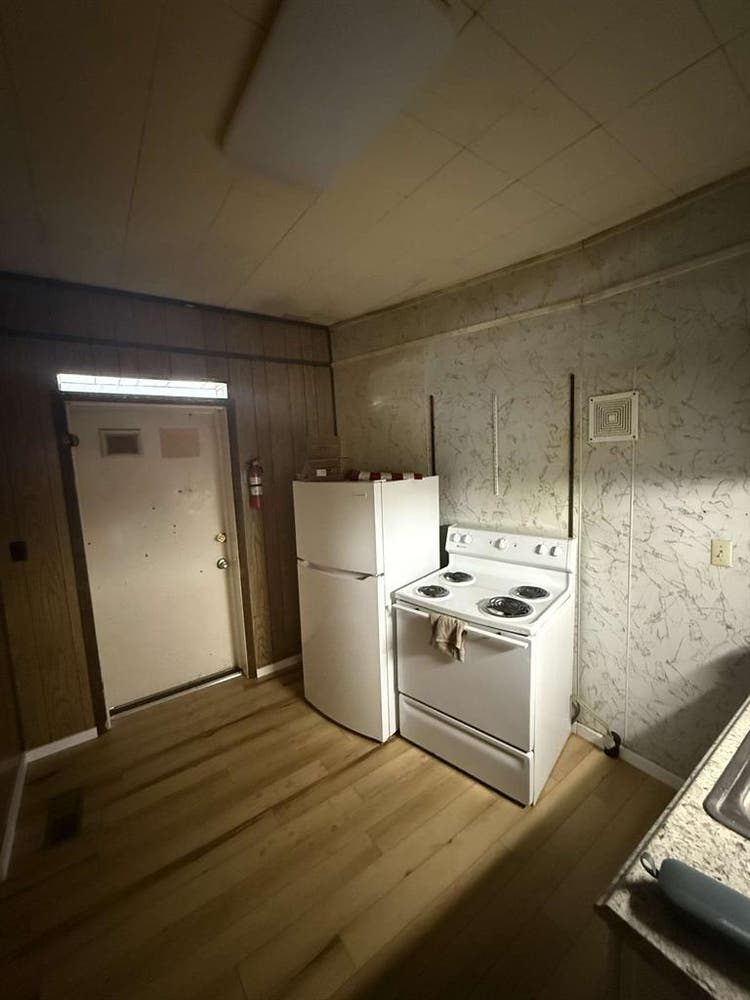 Sublease 2 Blocks From Campus