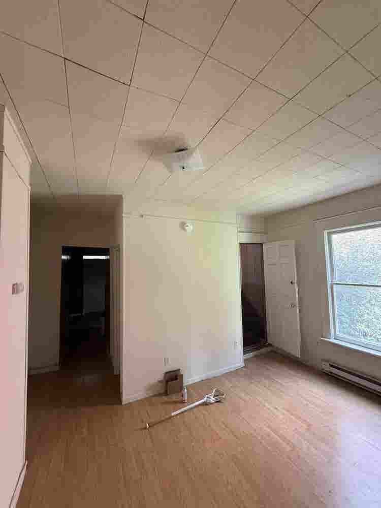 Sublease 2 Blocks From Campus