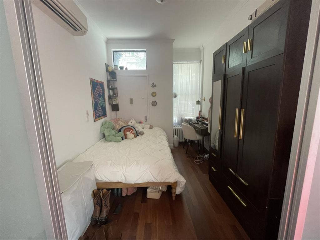 Private Room/Bathroom/Backyard