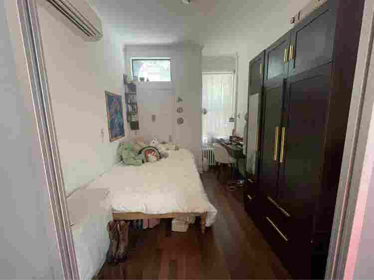 Private Room/Bathroom/Backyard